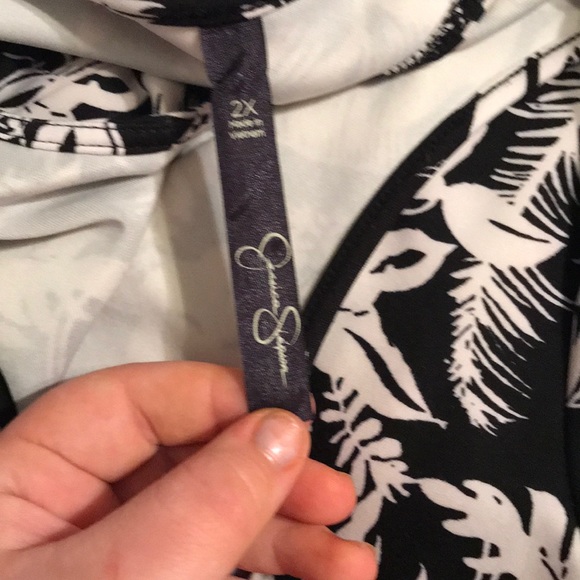 Black and white printed crop top - Picture 3 of 3